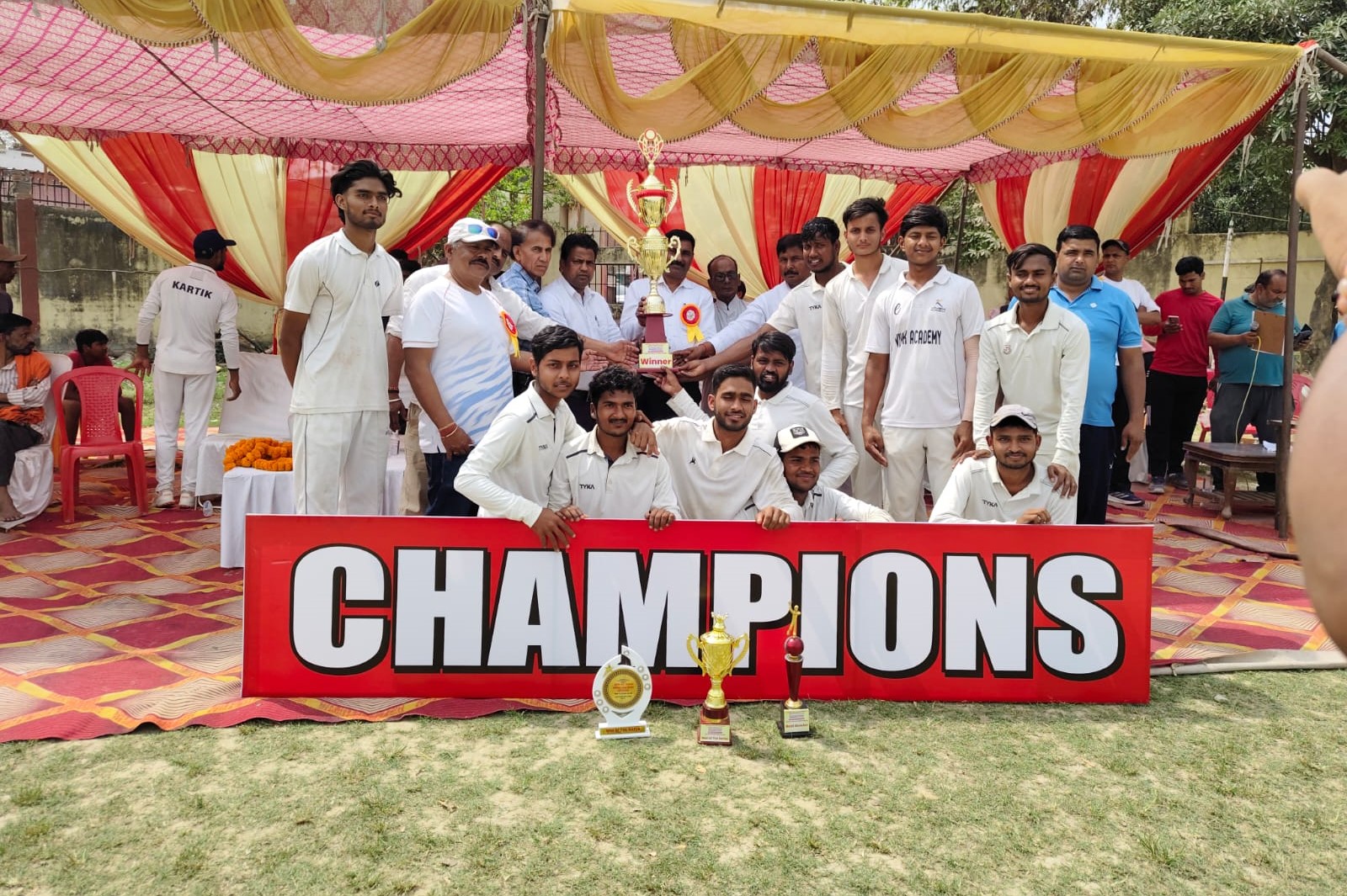 वाराणसी ने जीता सीनियर पुरुष स्टेट क्रिकेट का खिताब, फाइनल में आजमगढ़ को 14 रनों से दी शिकस्त